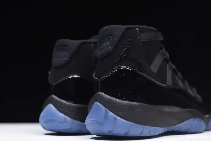 MaikeSneakers and 378037-005 black Cap 11 Gown Jordan Air 0624